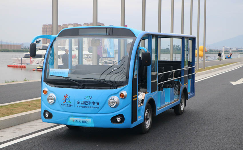 23座电动观光车 23座电动观光车