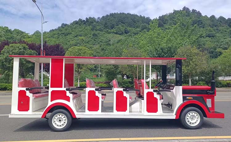 14座卡通小火车