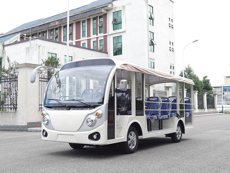 18座燃油观光车 18座燃油观光车