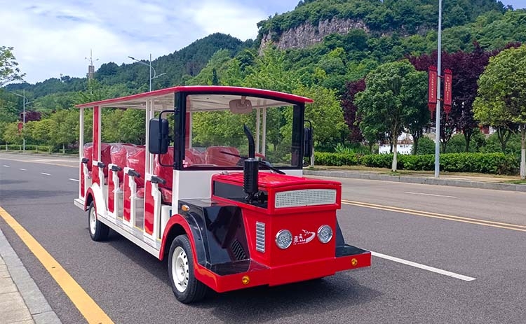 14座卡通小火车